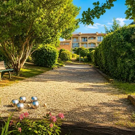 Holiday home Casa Valmer, Piscine & Tennis La Croix-Valmer